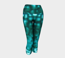 Load image into Gallery viewer, Trunkfish Eco Yoga Capris