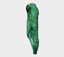 Load image into Gallery viewer, Peacock Flounder Leggings