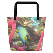 Load image into Gallery viewer, Coral Queen Beach Bag